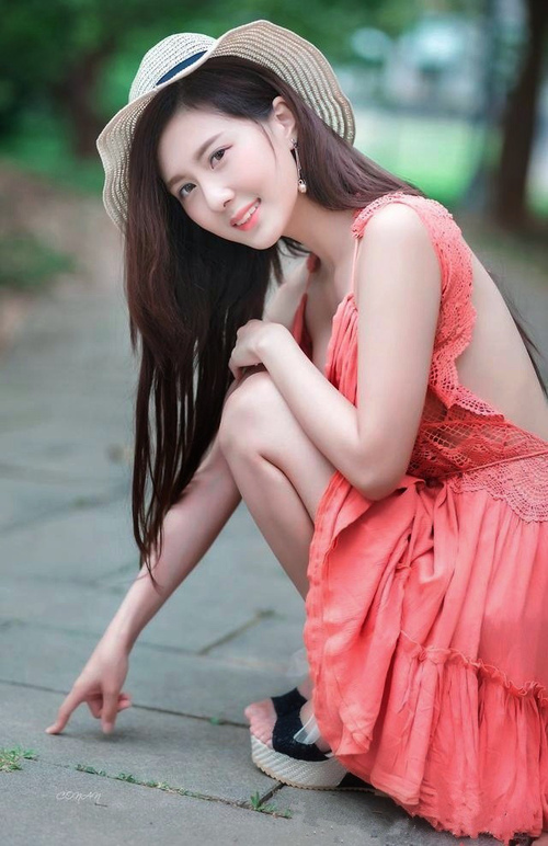 leyu乐鱼官网登录入口-“腰旗式美式橄榄球：东部新区赛场打破传统竞技边界”