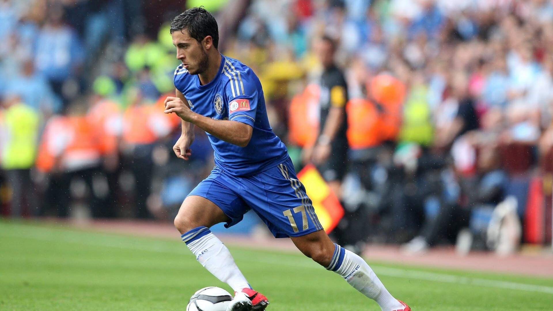 世界杯：加油站与便利店夜间营业时段延长 服务熬夜球迷